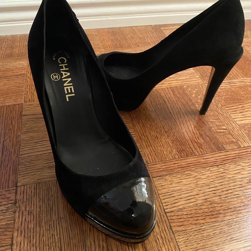 Chanel Black Suede Platform Pumps